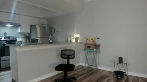 beaniebaby2 online show from April 28, 2026, 2:27 am