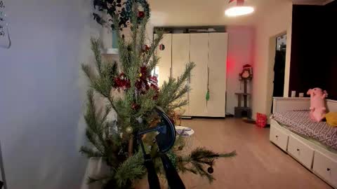 bear_beer130 online show from January 10, 2026, 5:04 pm