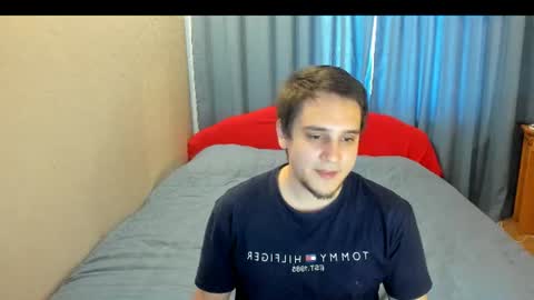 Snapshot of bear_beer130 chatting on July 9, 2026, 4:00 pm bear_beer130 online show from July 9, 2026, 4:00 pm