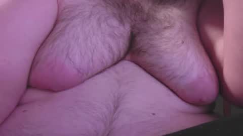 bear_man_oi online show from September 21, 2025, 1:24 pm