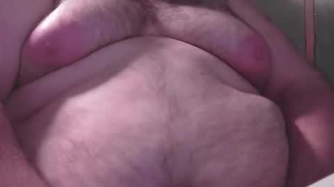 bear_man_oi online show from October 17, 2025, 3:03 pm