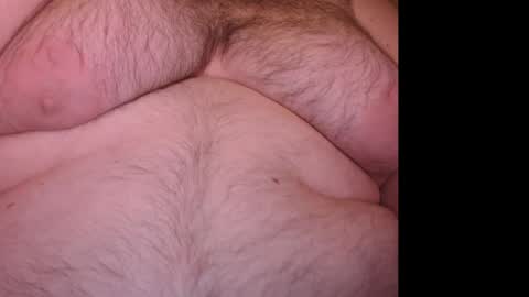 bear_man_oi online show from April 15, 2026, 3:52 pm