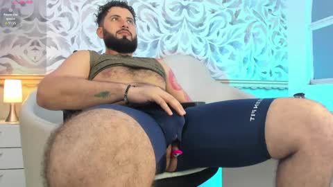Snapshot of bear_mao_ chatting on April 25, 2026, 11:24 am bear_mao_ online show from April 25, 2026, 11:24 am
