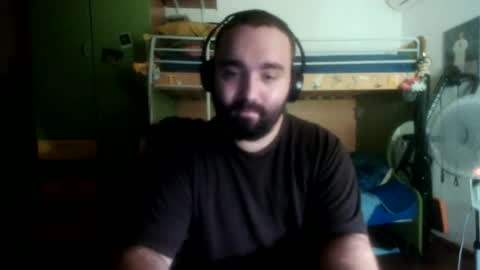 Snapshot of bearchase96 chatting on July 17, 2026, 10:58 pm BearChase online show from July 17, 2026, 10:58 pm