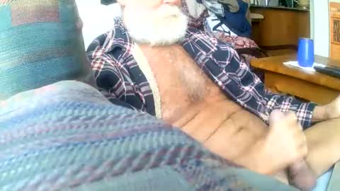 beardbushy online show from January 26, 2025, 7:09 pm