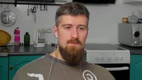 Zeus online show from November 12, 2025, 1:28 am