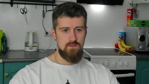 Snapshot of bearded_legend chatting on June 14, 2026, 9:50 pm Zeus online show from June 14, 2026, 9:50 pm