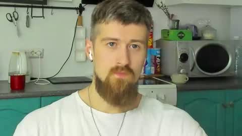 Snapshot of bearded_legend chatting on June 29, 2026, 3:01 pm Zeus online show from June 29, 2026, 3:01 pm