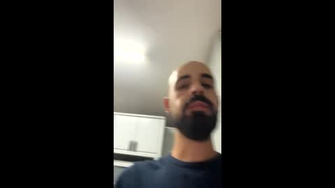 Snapshot of beardedbaldy_09 chatting on October 25, 2025, 9:20 pm Ask me online show from October 25, 2025, 9:20 pm