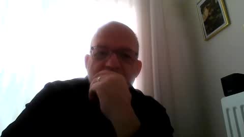Snapshot of beardman916444 chatting on February 22, 2025, 12:40 pm Beardman online show from February 22, 2025, 12:40 pm