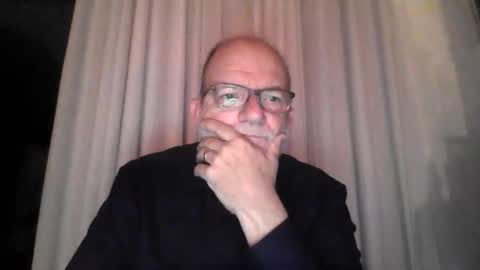 Snapshot of beardman916444 chatting on September 23, 2025, 2:47 am Beardman online show from September 23, 2025, 2:47 am