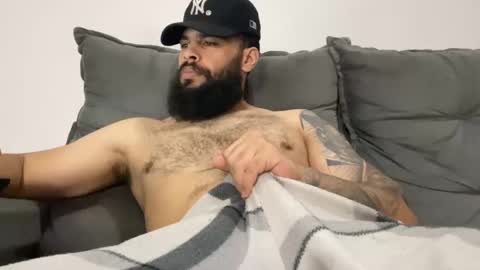 Min online show from October 28, 2025, 5:11 am