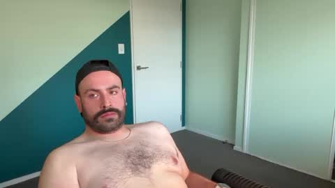 Snapshot of bearguynz chatting on June 22, 2026, 8:39 pm bearrrr online show from June 22, 2026, 8:39 pm