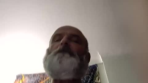 Snapshot of bearneked chatting on January 29, 2025, 3:12 am bearneked online show from January 29, 2025, 3:12 am