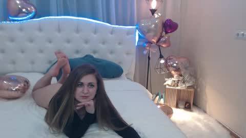 beataangel online show from February 19, 2025, 1:39 pm