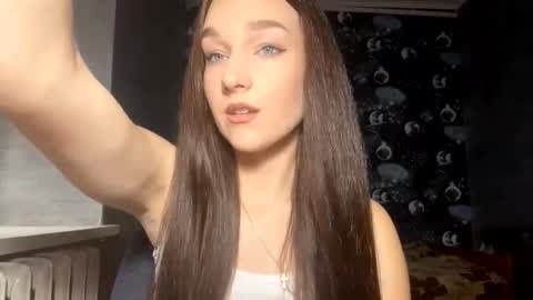 Jasmine online show from December 3, 2025, 12:25 pm