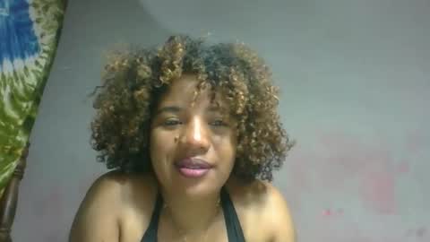 beatriicee online show from May 6, 2026, 6:35 pm