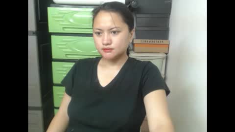 Beatrize72 online show from November 4, 2025, 12:32 am