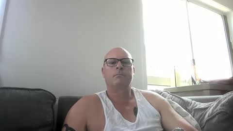 beatsboy87 online show from February 2, 2025, 3:43 am