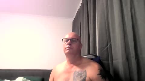 beatsboy87 online show from February 10, 2025, 11:25 am