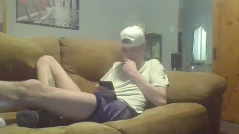 beaulieu2027 online show from April 21, 2026, 3:13 am