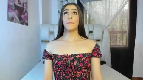 Snapshot of beautiful_doll888 chatting on April 24, 2026, 9:28 pm Valeria online show from April 24, 2026, 9:28 pm