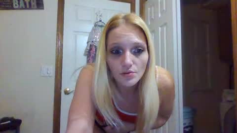 Julie Nicole online show from December 4, 2024, 6:55 am