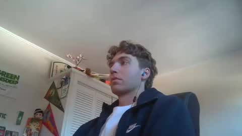 Snapshot of beautifulbeaver chatting on November 1, 2025, 5:04 pm beautifulbeaver online show from November 1, 2025, 5:04 pm