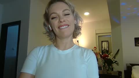 Beautifulkollette online show from December 26, 2024, 12:38 pm