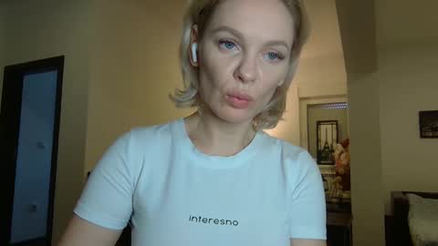 Beautifulkollette online show from January 14, 2025, 11:31 am