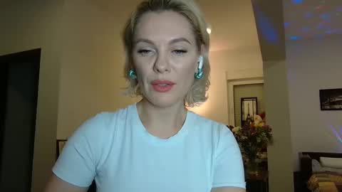 Beautifulkollette online show from January 19, 2025, 7:15 pm