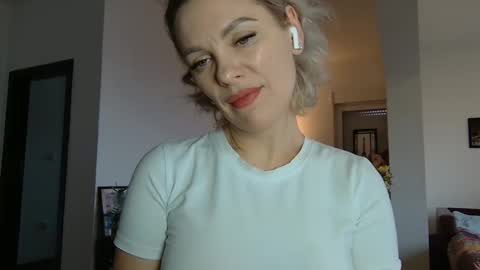 Beautifulkollette online show from January 22, 2025, 11:45 am