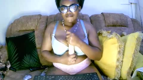 beautifulpeach2 online show from December 11, 2024, 5:21 am