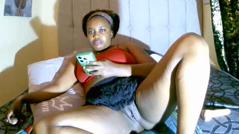 Snapshot of beautifulpeach2 chatting on November 3, 2025, 8:59 am beautifulpeach2 online show from November 3, 2025, 8:59 am