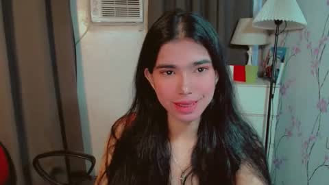 Snapshot of beautifultrixie chatting on February 17, 2026, 2:19 am TRIXIE online show from February 17, 2026, 2:19 am