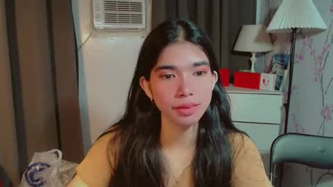 Snapshot of beautifultrixie chatting on February 18, 2026, 2:40 am TRIXIE online show from February 18, 2026, 2:40 am