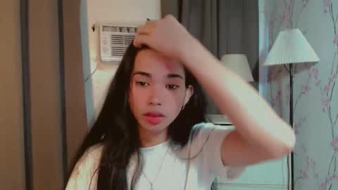 Snapshot of beautifultrixie chatting on March 4, 2026, 3:01 am TRIXIE online show from March 4, 2026, 3:01 am