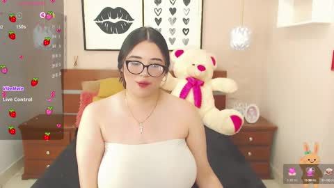 beautty_pink online show from January 22, 2025, 8:06 pm