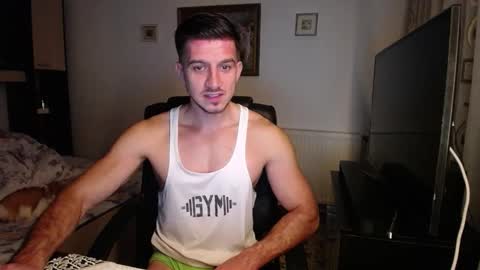 Mia and Jake online show from November 12, 2025, 9:47 pm