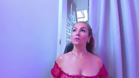 Chantall online show from January 18, 2025, 11:00 pm