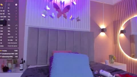 Chantall online show from March 2, 2025, 10:38 pm