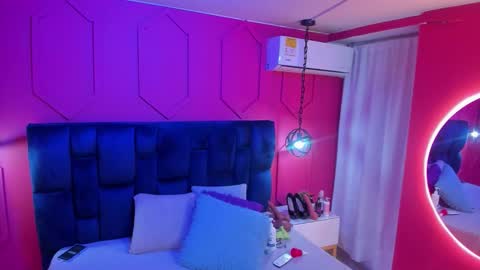 Chantall online show from December 4, 2025, 11:08 am