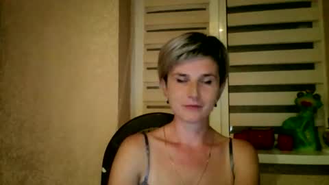 BeautyKsenia online show from September 17, 2025, 6:20 pm
