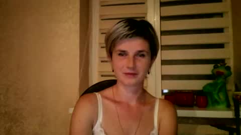 BeautyKsenia online show from September 25, 2025, 7:06 pm