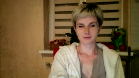 BeautyKsenia online show from May 14, 2026, 7:20 pm