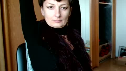 Raluca online show from November 24, 2025, 1:44 pm