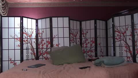 Snapshot of beccadelux chatting on April 4, 2026, 10:18 pm BeccaDelux online show from April 4, 2026, 10:18 pm