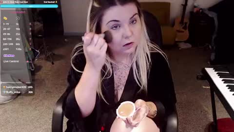Becca Lubov online show from June 25, 2026, 12:09 pm