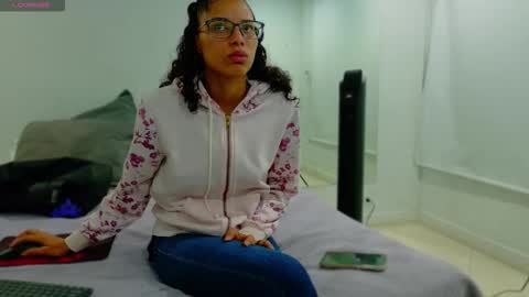 BeccaRed online show from October 13, 2025, 1:27 am