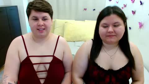 BeckyAndEllen online show from September 25, 2025, 10:08 am